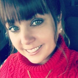 Meet your Posher, Lindy